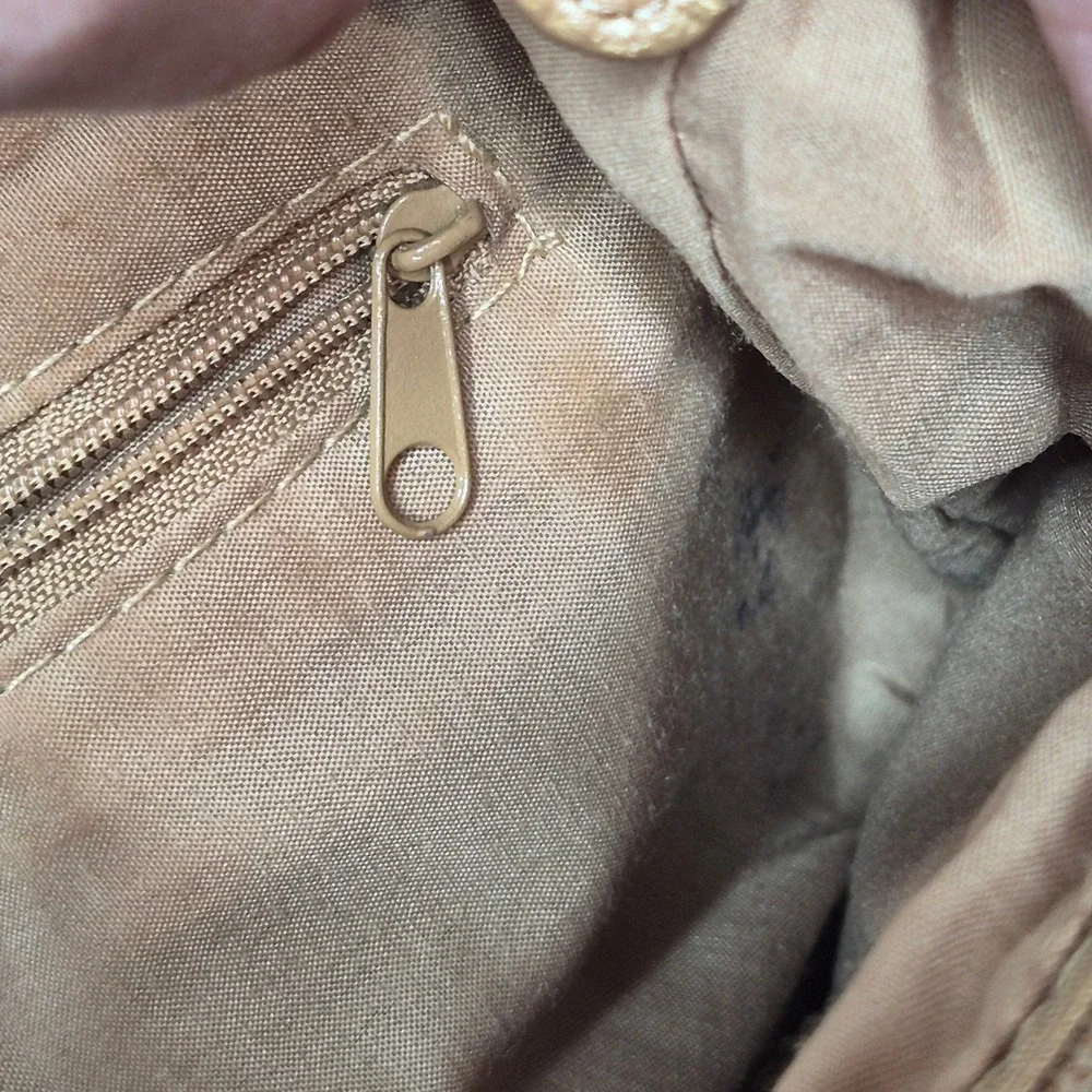 Stone Mountain Tan Pebble Leather Crossbody‎ Bag Small Multi Pocket Purse Hobo